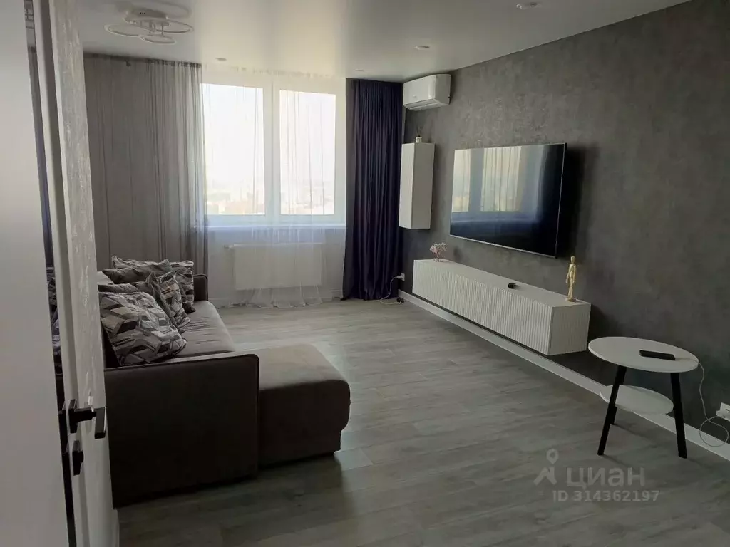 3-к кв. Саратовская область, Энгельс ул. Пушкина, 85 (90.0 м) - Фото 1