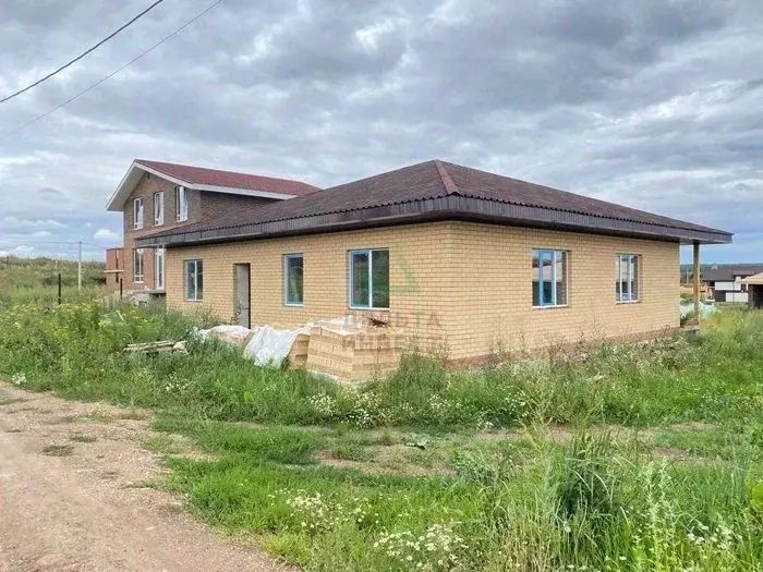 Дом в Башкортостан, Уфимский район, Русско-Юрмашский сельсовет, д. ... - Фото 0