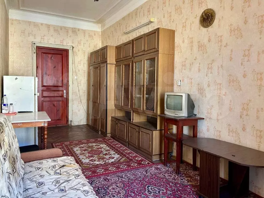 Комната 19,6 м в 5-к., 4/6 эт. - Фото 1