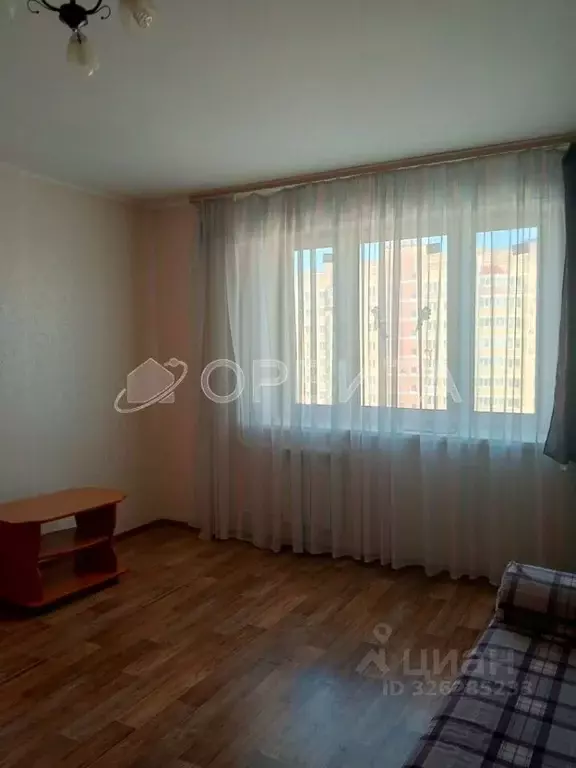 1-к кв. Тюменская область, Тюмень ул. Андрея Бушуева, 4 (42.4 м) - Фото 1