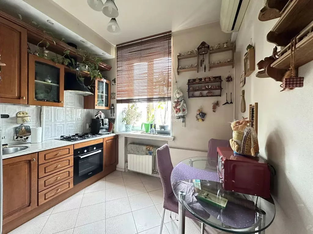 Продается 3-комнатная квартира - Фото 1