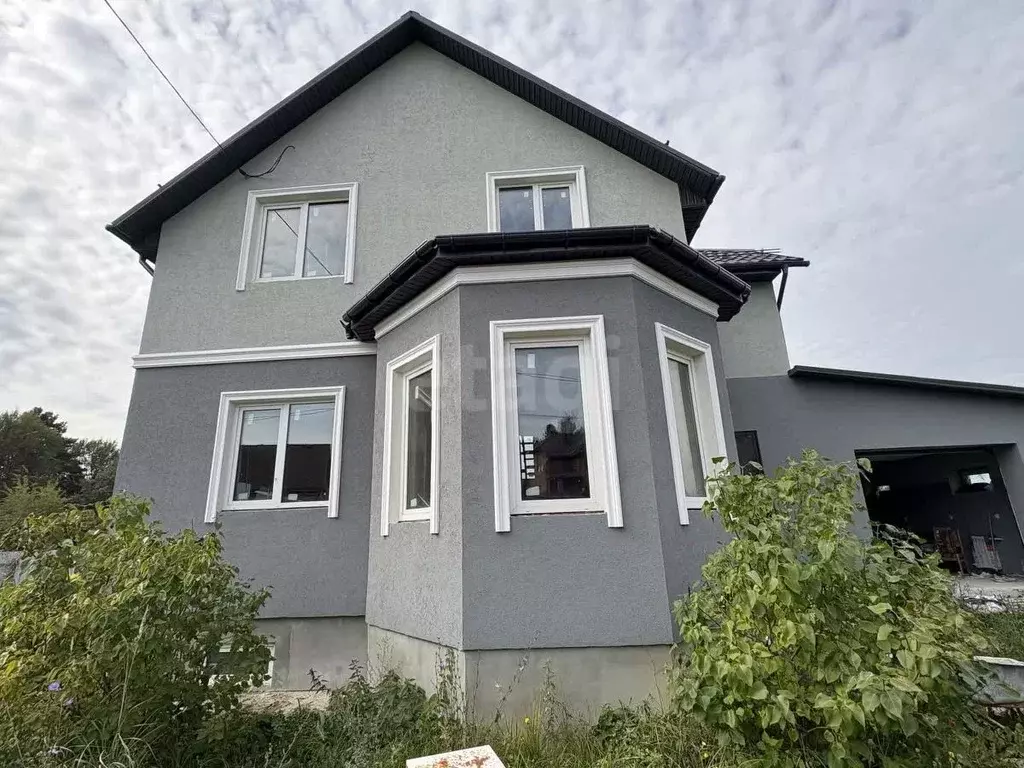 Дом в Калужская область, Калуга городской округ, д. Желыбино ул. ... - Фото 1