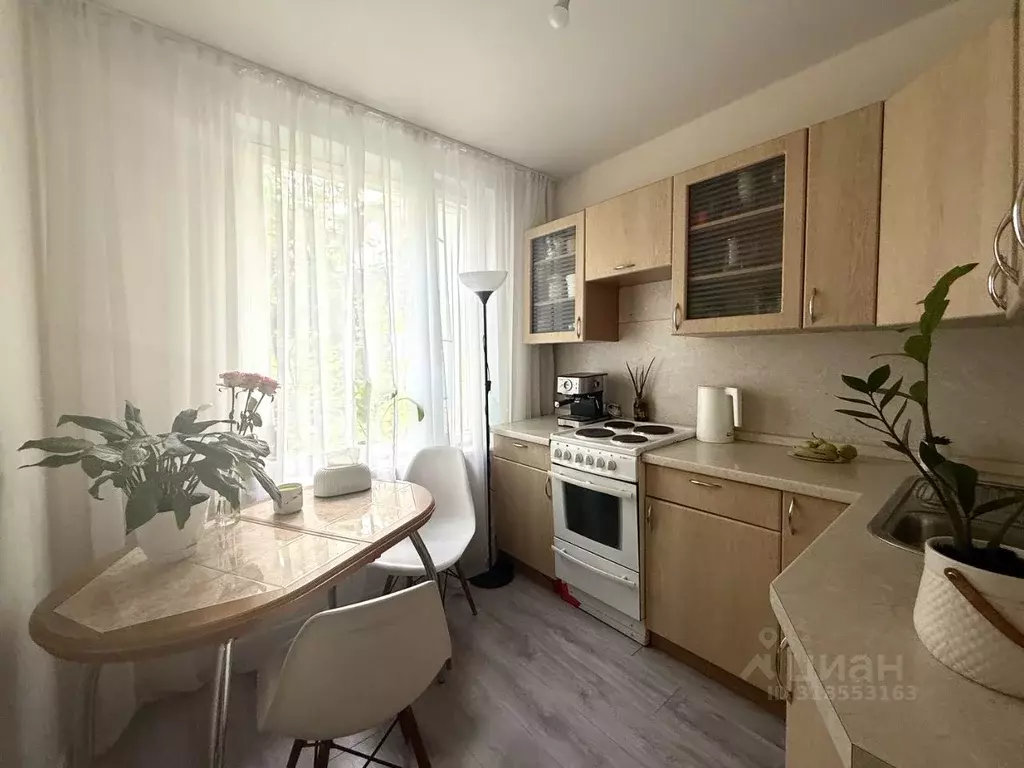 2-к кв. Москва ул. Коненкова, 23В (43.4 м) - Фото 0
