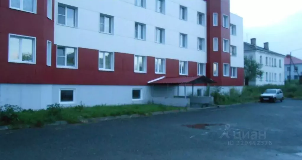 Офис в Свердловская область, Новая Ляля ул. Республики, 15Ак1 (330 м) - Фото 1