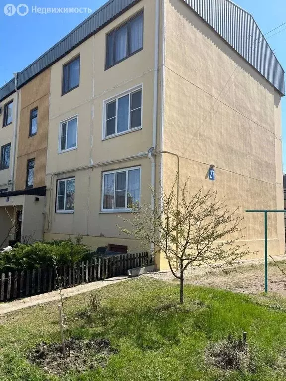 4-комнатная квартира: Богучар, 27 (85 м) - Фото 2