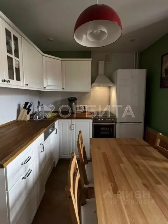 3-к кв. Тюменская область, Тюмень ул. Республики, 10 (55.6 м) - Фото 1