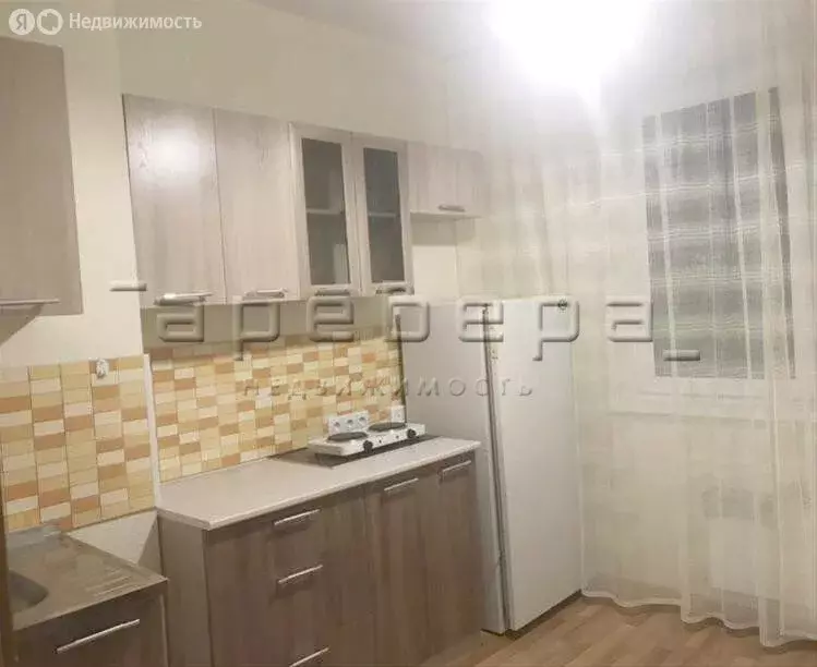 1-комнатная квартира: Красноярск, улица Петра Подзолкова, 3В (40 м) - Фото 1