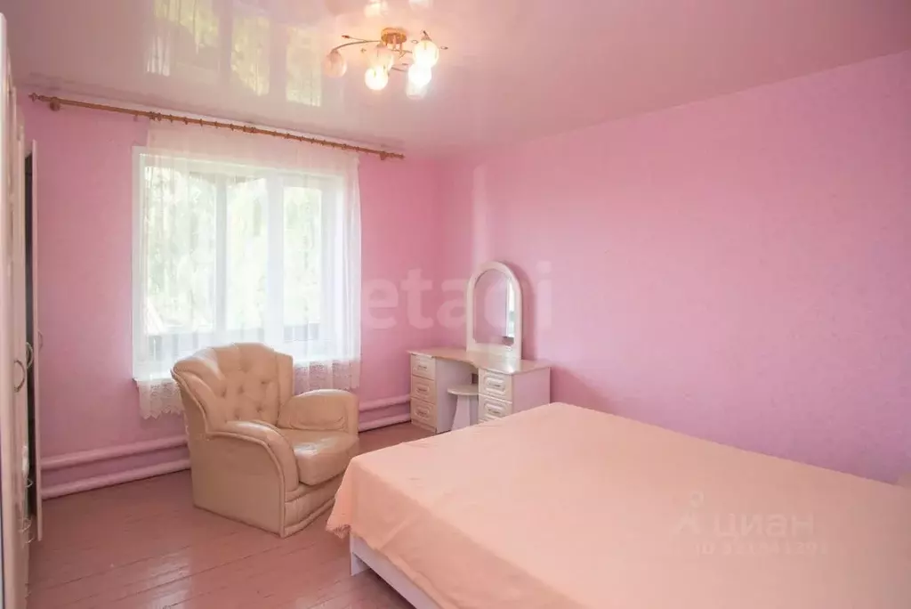 Дом в Ульяновская область, Старая Майна рп ул. Набережная, 1Б (217 м) - Фото 0