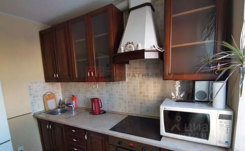 2-к кв. Белгородская область, Старый Оскол Восточный мкр, 1Б (54.0 м) - Фото 1