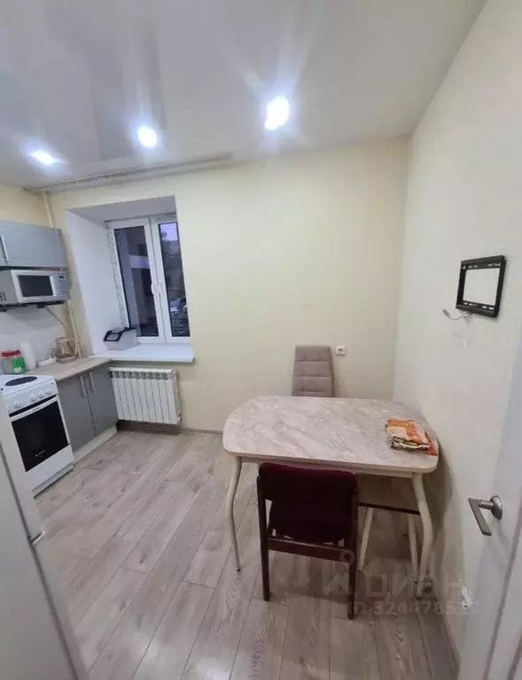 1-к кв. Кировская область, Киров Красноармейская ул., 82А (40.0 м) - Фото 1