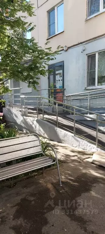 Помещение свободного назначения в Московская область, Красногорск бул. ... - Фото 1
