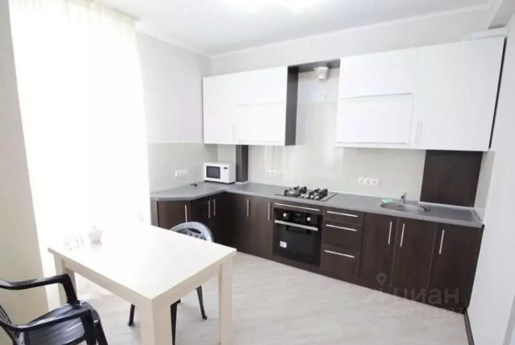 2-к кв. Калининградская область, Калининград ул. Горького, 176Гк2 ... - Фото 1