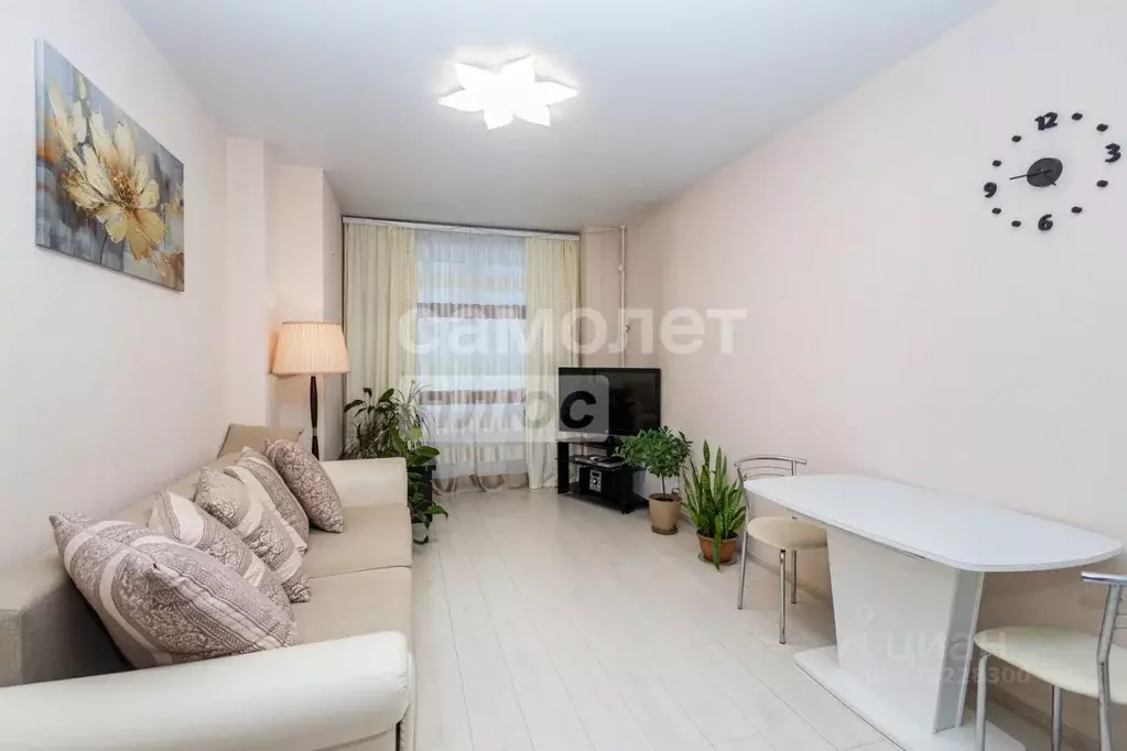 2-к кв. Алтайский край, Барнаул Балтийская ул., 99 (48.2 м) - Фото 1