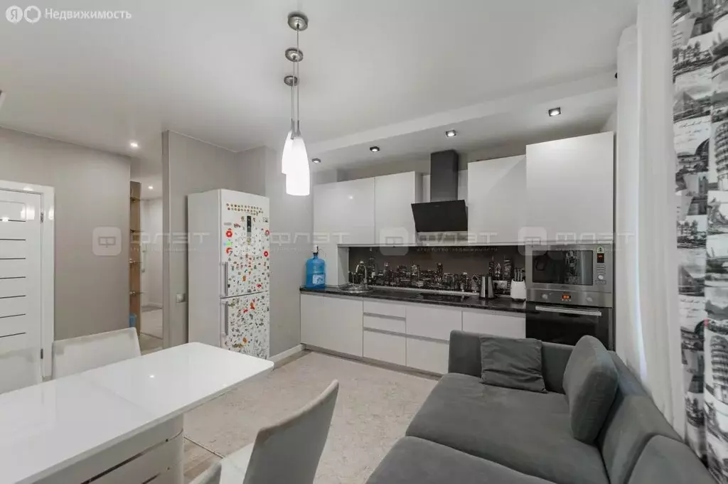 3-комнатная квартира: Казань, улица Юлиуса Фучика, 88 (67 м) - Фото 2