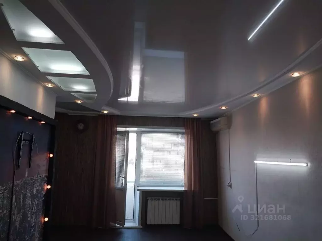 2-к кв. Астраханская область, Астрахань ул. Софьи Перовской, 77 (44.0 ... - Фото 1