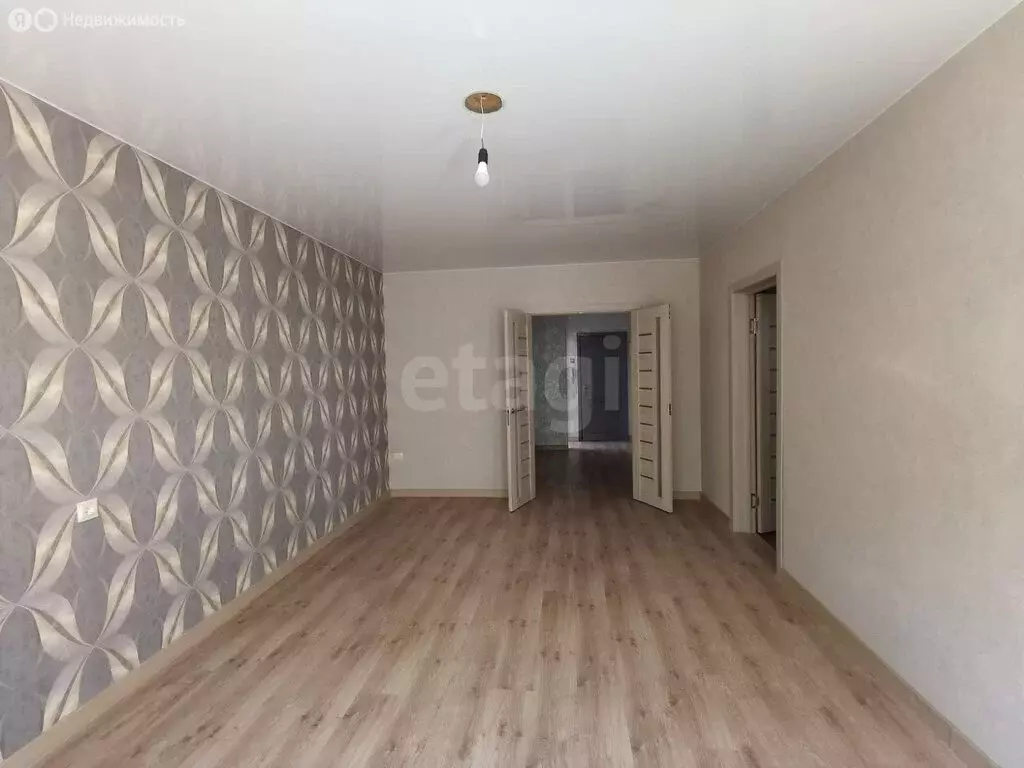 3-комнатная квартира: Энгельс, улица Марины Расковой, 20 (76 м) - Фото 1