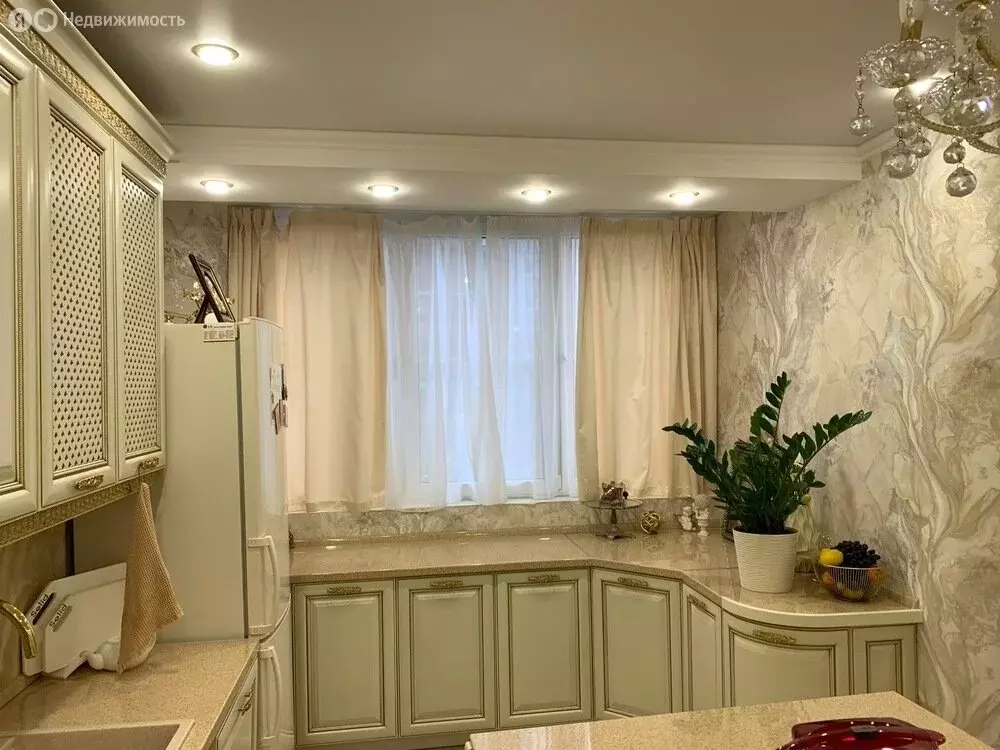 4-комнатная квартира: Анапа, улица Крылова, 15к1 (117 м) - Фото 0