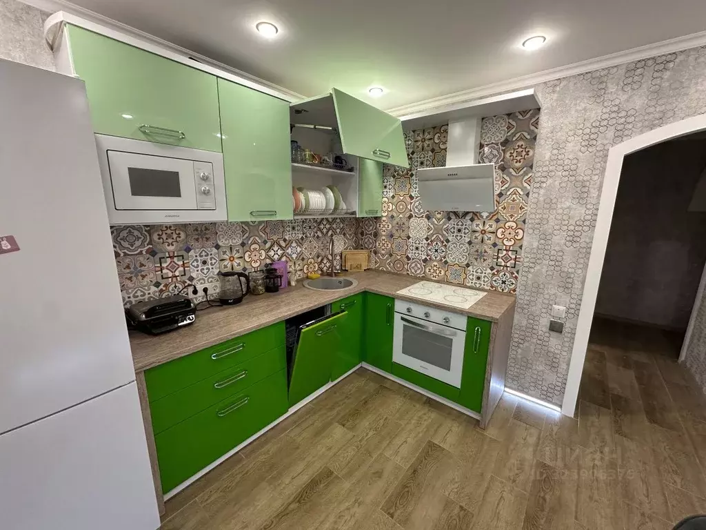 2-к кв. Самарская область, Тольятти Приморский бул., 1 (54.0 м) - Фото 1