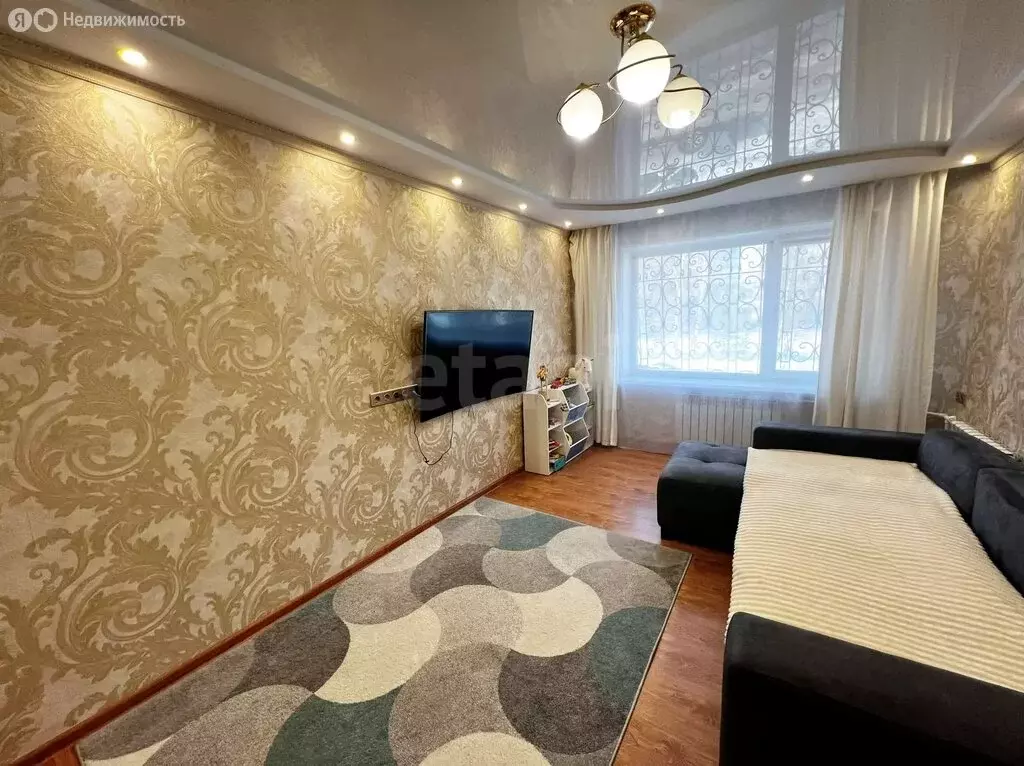 2-комнатная квартира: Арсеньев, улица Банивура, 4 (56.4 м) - Фото 1