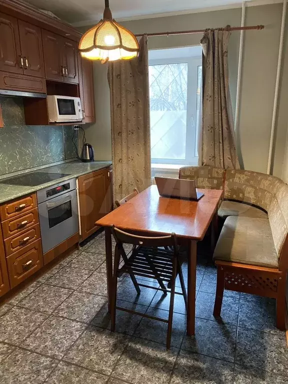 3-к. квартира, 60 м, 1/14 эт. - Фото 0