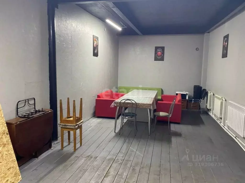 Гараж в Ямало-Ненецкий АО, Новый Уренгой Промышленная ул., 1А/1 (30 м) - Фото 0
