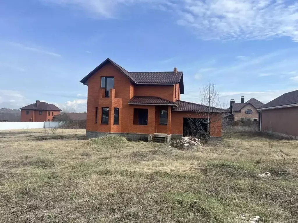 Коттедж в Белгородская область, Белгород пер. 1-й Хотмыжский (170 м) - Фото 1