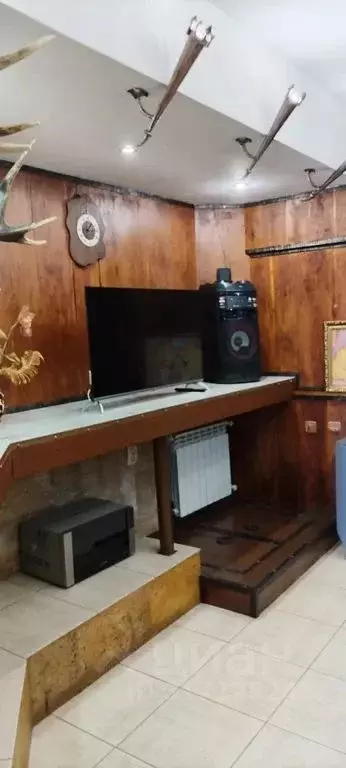 Дом в Волгоградская область, Волгоград ул. Азизбекова, 32 (55 м) - Фото 1
