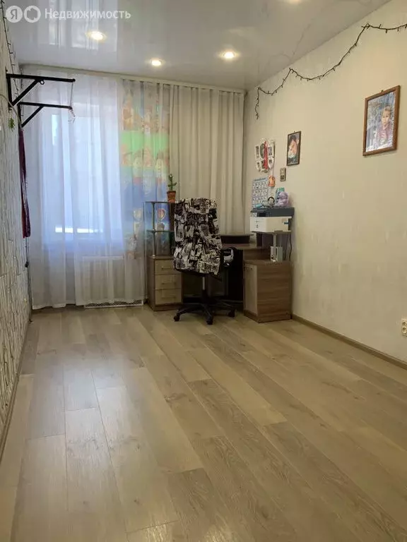 3-комнатная квартира: Первоуральск, улица Бурильщиков, 20 (69 м) - Фото 1