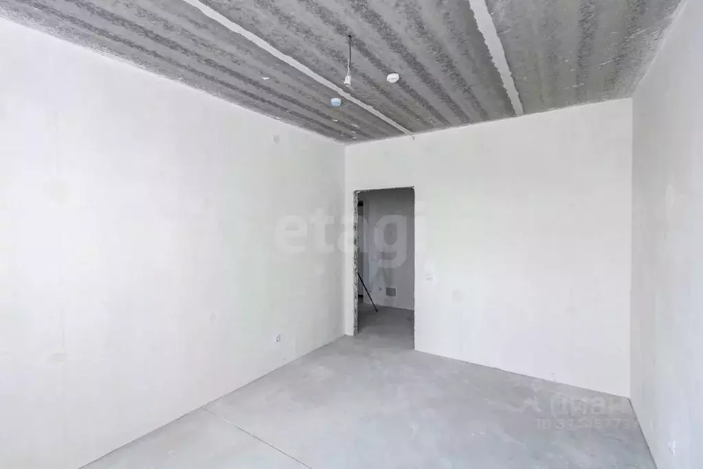 1-к кв. Тюменская область, Тюмень Новгородская ул., 14 (41.2 м) - Фото 1