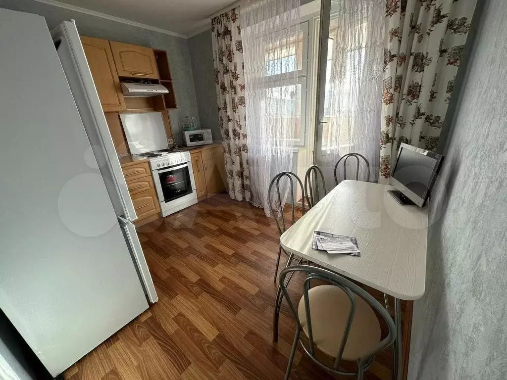 1-к. квартира, 40 м, 12/15 эт. - Фото 0