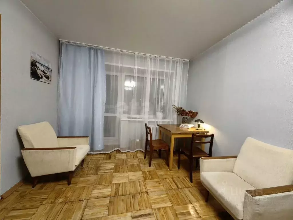 1-к кв. Удмуртия, Ижевск Пушкинская ул., 255 (31.0 м) - Фото 1