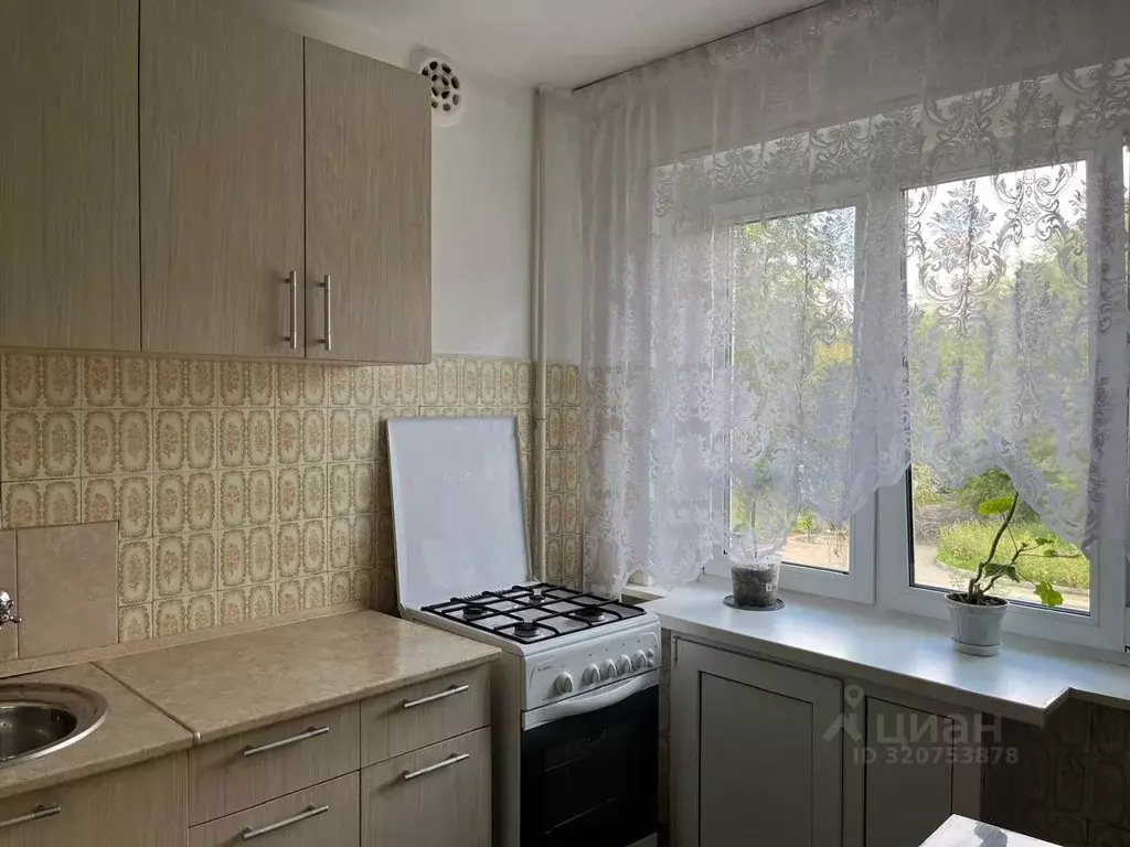 2-к кв. Челябинская область, Челябинск ул. Калинина, 2 (45.3 м) - Фото 2