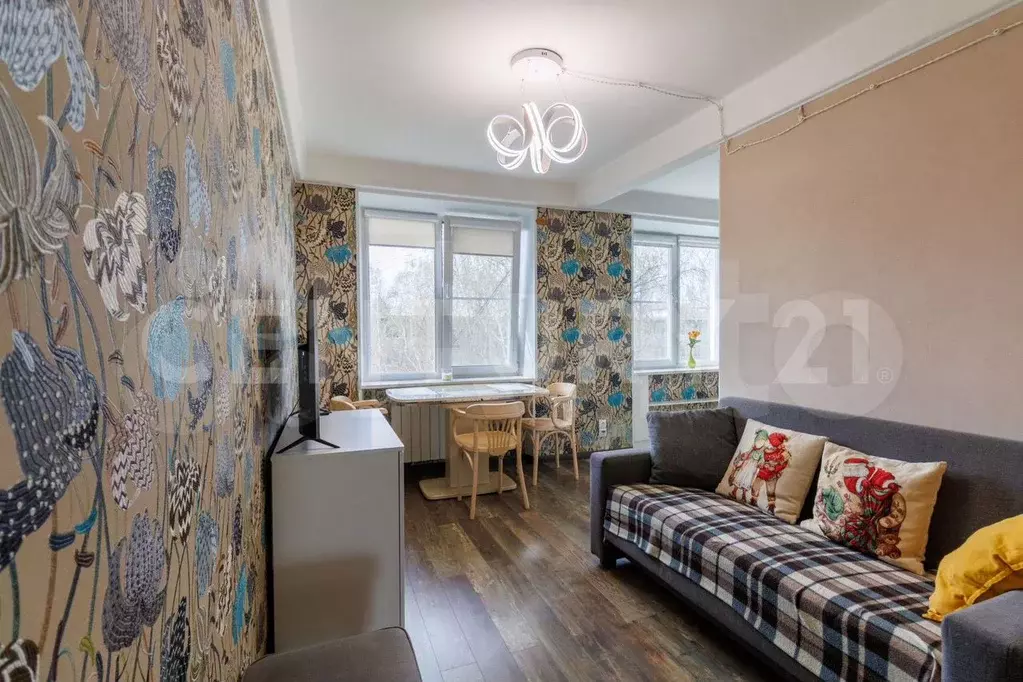 3-к. квартира, 56 м, 5/5 эт. - Фото 0