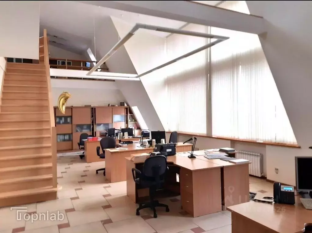 Офис в Краснодарский край, Краснодар ул. Красных Партизан, 567Б (180 ... - Фото 1