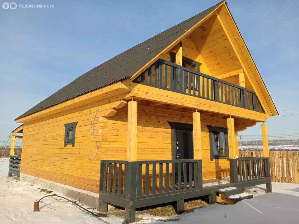 Дом в Урик, улица Ленина (160 м) - Фото 0