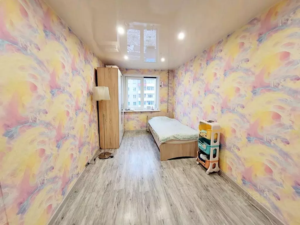 3-к кв. Кировская область, Киров ул. Опарина, 10 (56.8 м) - Фото 1