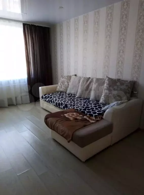 1-к. квартира, 43 м, 8/15 эт. - Фото 0