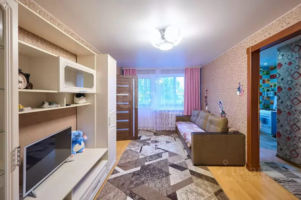 2-к кв. Псковская область, Псков Текстильная ул., 12 (45.9 м) - Фото 1