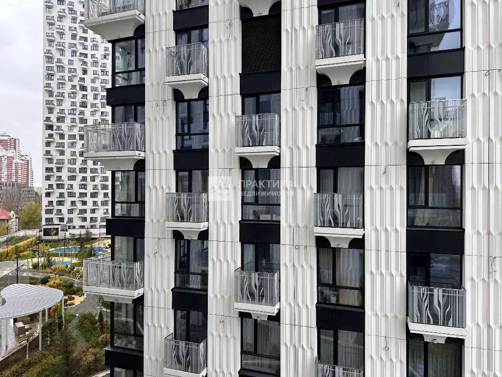 Продается 3-комнатная квартира - Фото 2