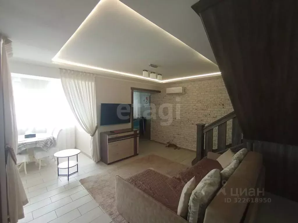 3-к кв. Крым, Симферопольский район, с. Перово ул. Пригородная (88.0 ... - Фото 1