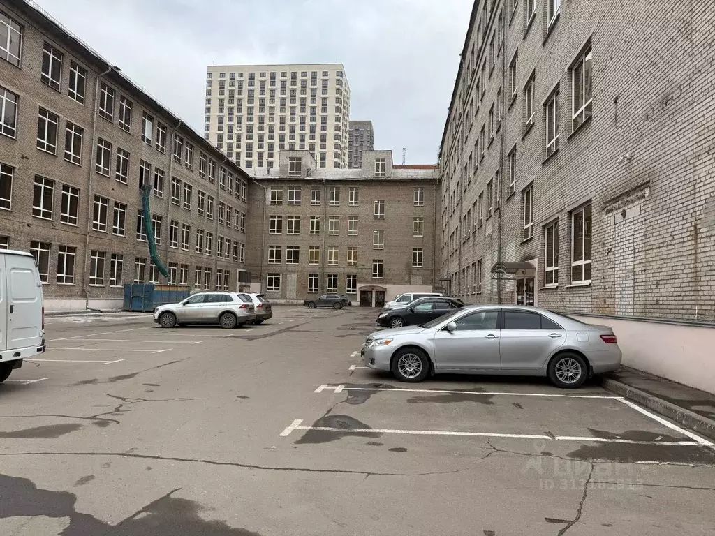 Гараж в Москва ул. Добролюбова, 3С1 (15 м) - Фото 0