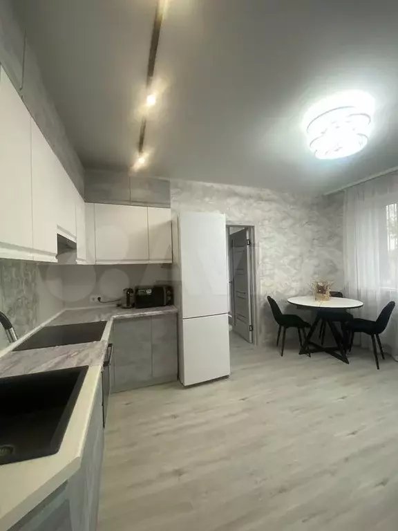 3-к. квартира, 58 м, 3/23 эт. - Фото 1