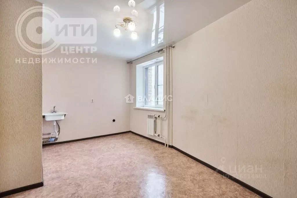 3-к кв. Воронежская область, Воронеж Ольховый пер., 9Б (81.3 м) - Фото 0