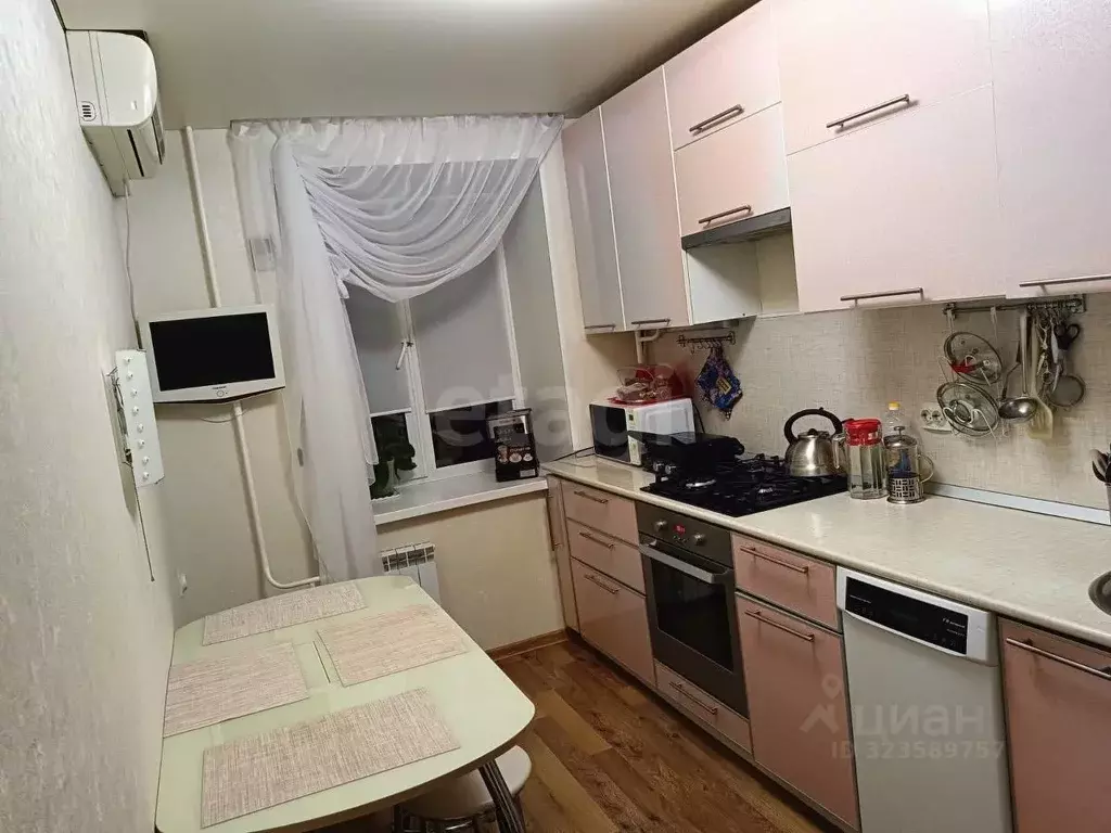 3-к кв. Архангельская область, Котлас ул. Невского, 6 (58.7 м) - Фото 1