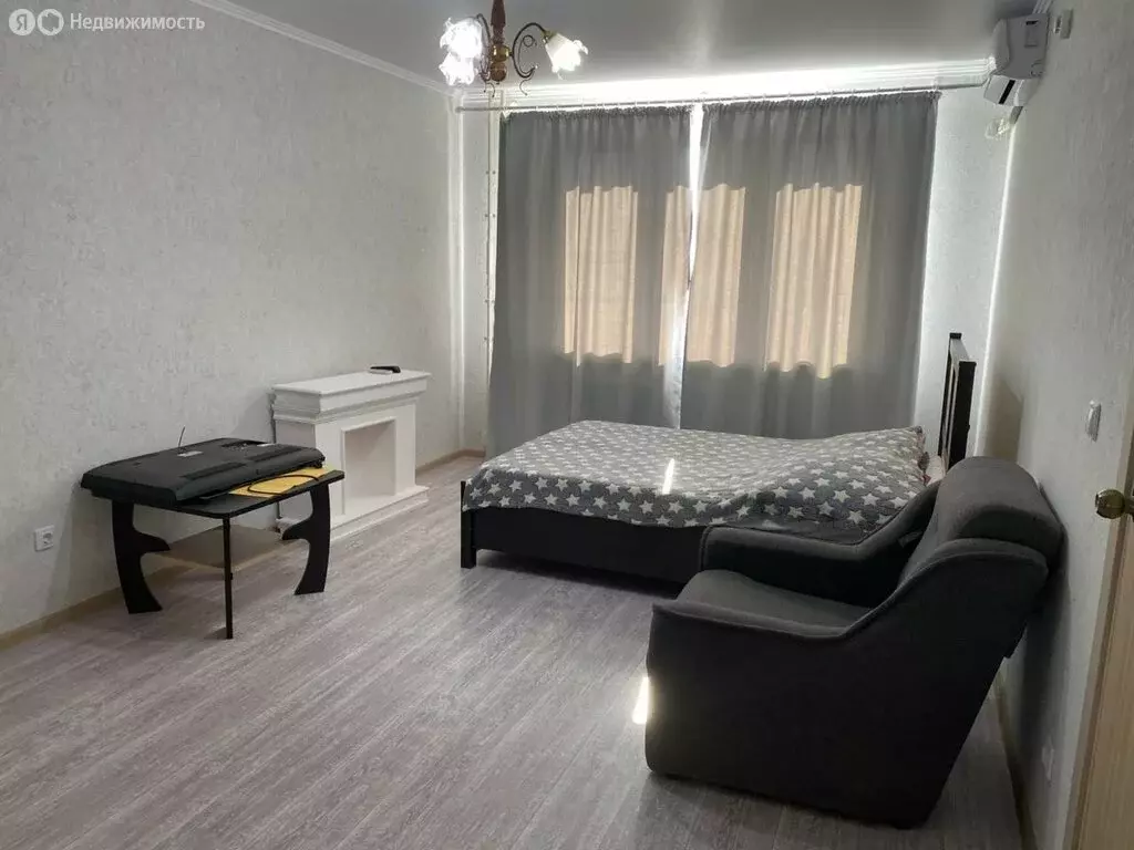 1-комнатная квартира: Анапа, улица Адмирала Пустошкина, 22к11 (39 м) - Фото 1