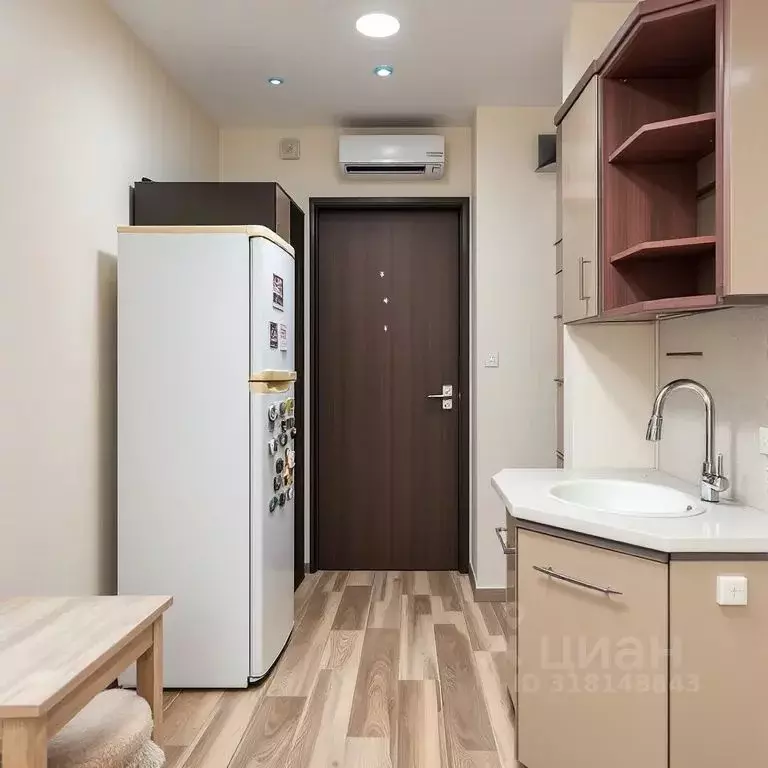 Студия Приморский край, Владивосток ул. Майора Филипова, 5 (25.0 м) - Фото 1