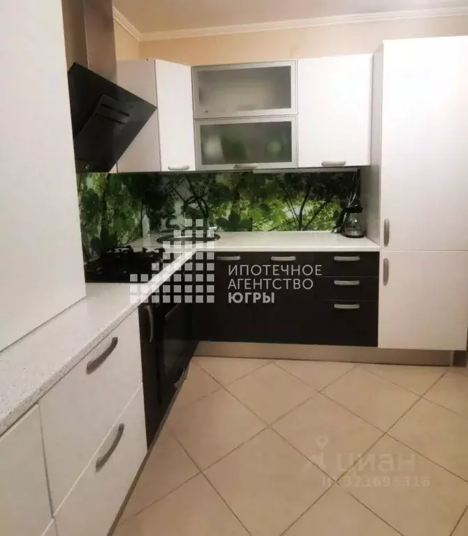 2-к кв. Ханты-Мансийский АО, Ханты-Мансийск ул. Сутормина, 13А (57.2 ... - Фото 1