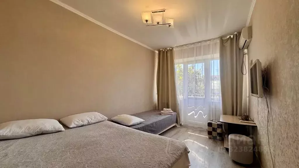 Комната Краснодарский край, Сочи Адлер жилрайон, ул. Чкалова, 10/8 - Фото 1