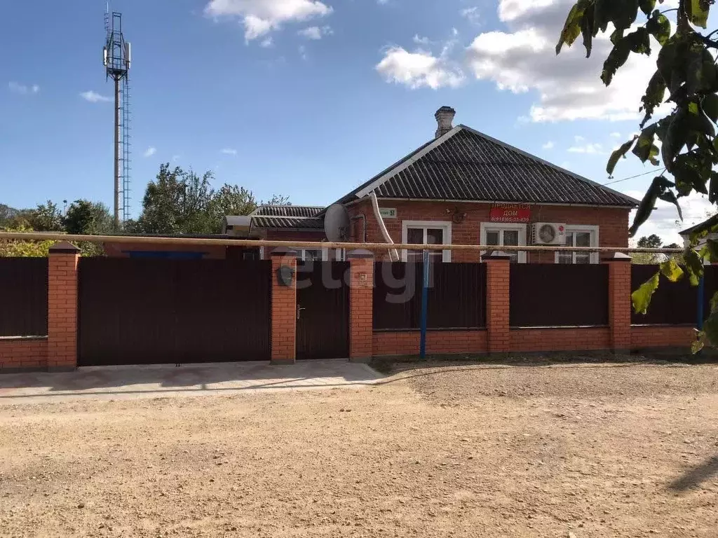 Дом в Краснодарский край, Крымский район, Варениковская ст-ца ул. ... - Фото 0