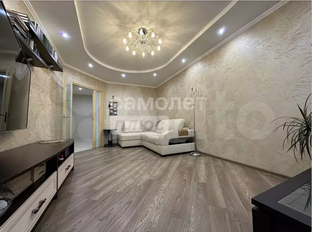 2-к. квартира, 68 м, 7/10 эт. - Фото 1